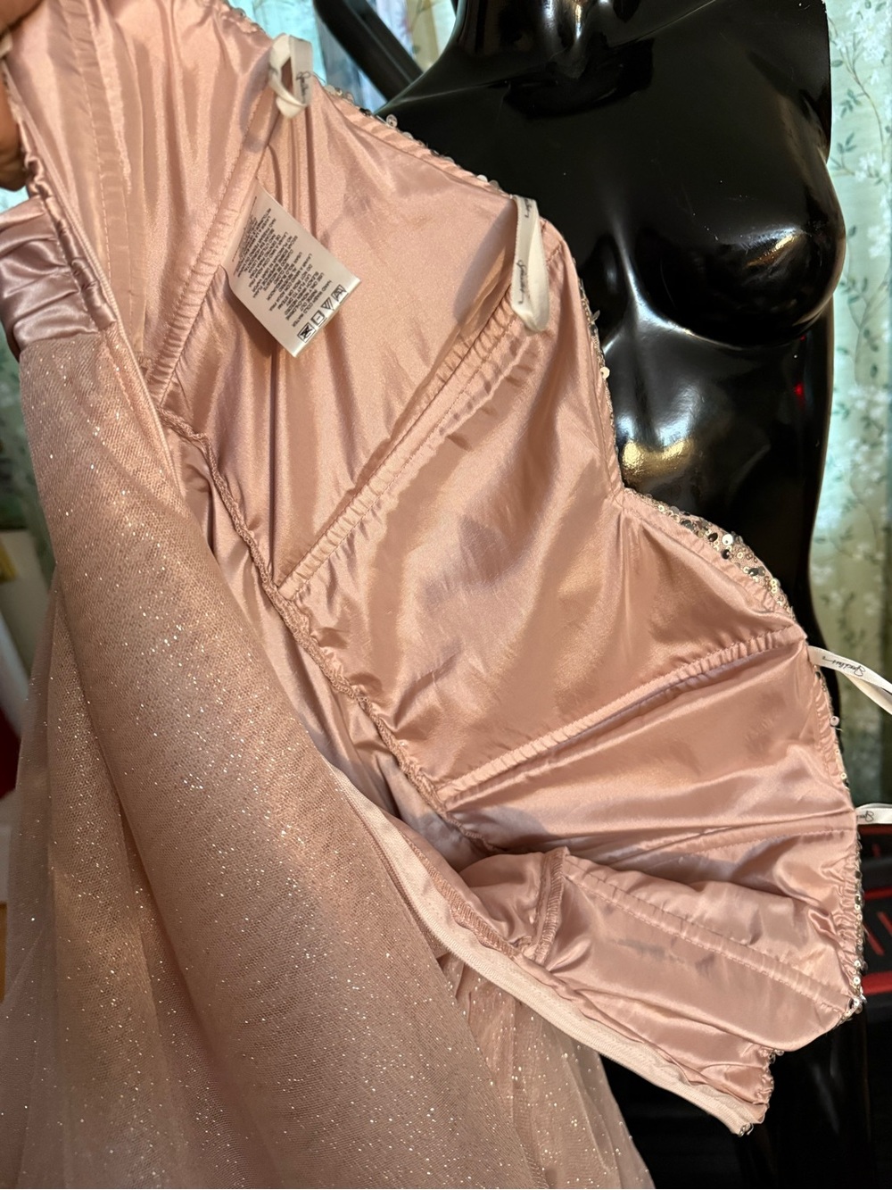 David’s Bridal Speechless Sparkle Dress size 3 - Picture 11 of 15